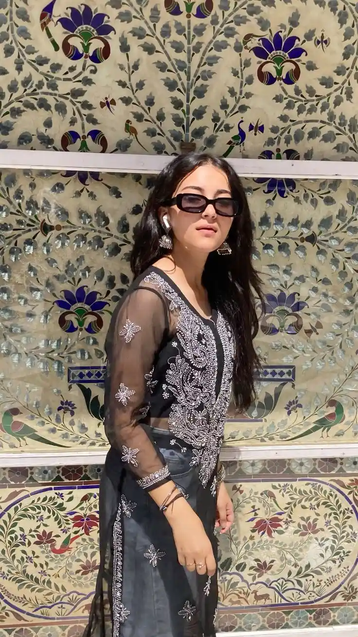 attitude girl dp and shayari