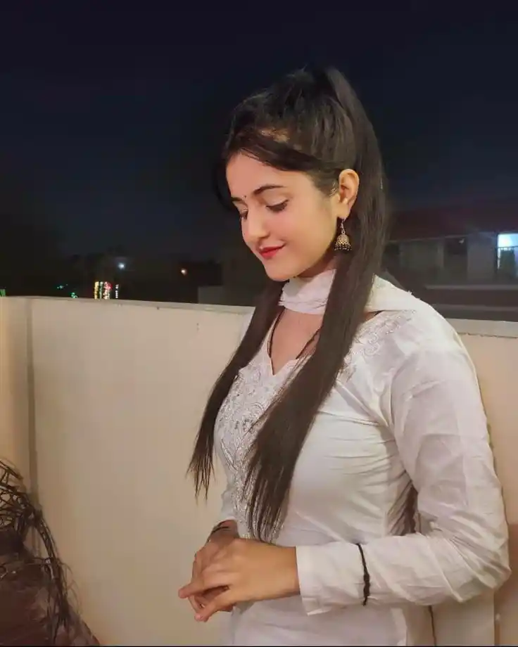 girls dp black background