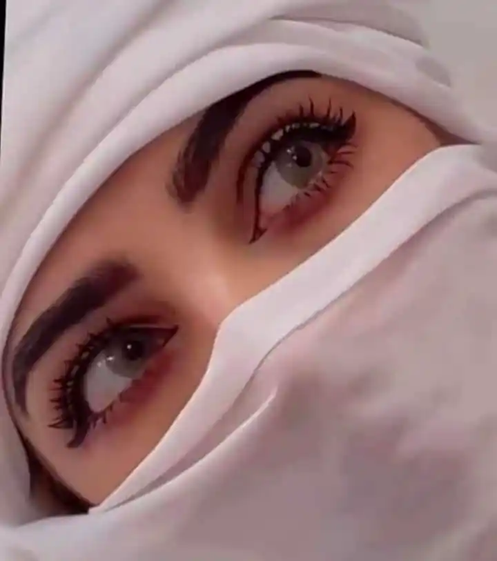 eyes cute dp